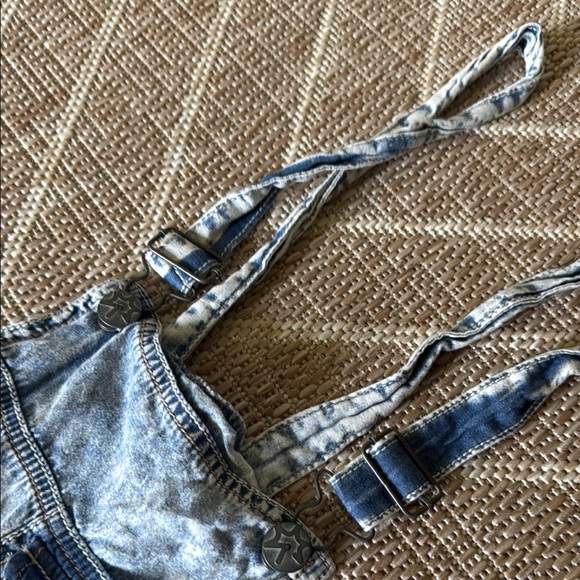 Vanilla Star Gray Acid Wash Denim Overalls - Picture 3 of 7